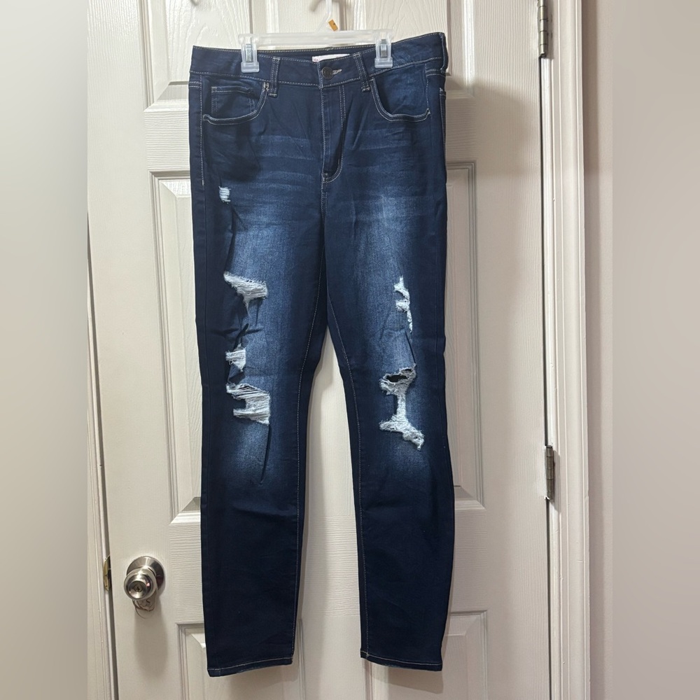 SO Juniors Hi Rise Dark Rinse Ripped Jeggings sz 15